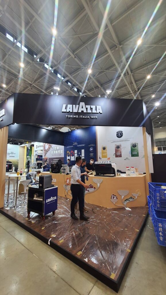 CicaPro自家於2022台灣國際咖啡展-最新咖啡科技與精品咖啡分享Lavazza啡飛機LaCimbalia M200
