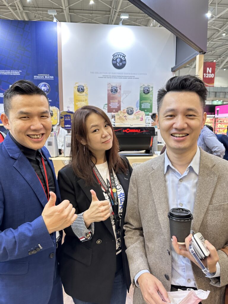 CicaPro自家於2022台灣國際咖啡展-最新咖啡科技與精品咖啡分享Lavazza啡飛機LaCimbalia M200