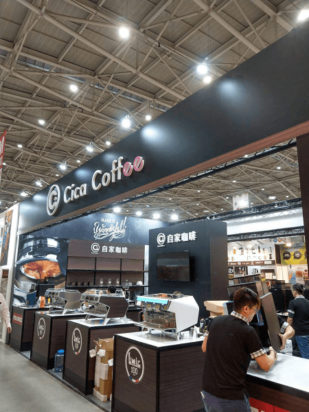 台灣國際咖啡展2019年自家公司UNIC 半自動咖啡機